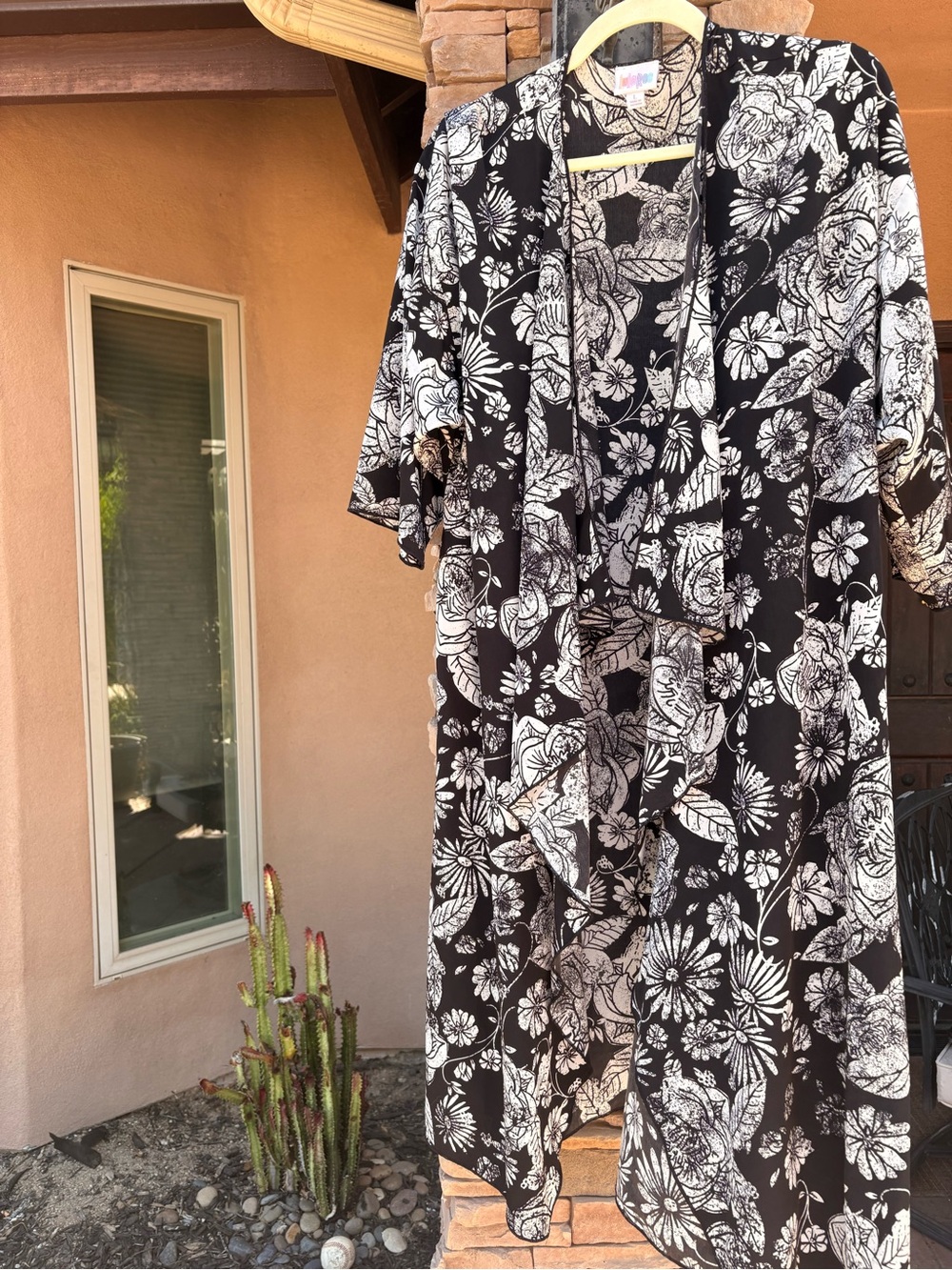 Bundle of LulaRoe Kimonos Size Large - Picture 11 of 13